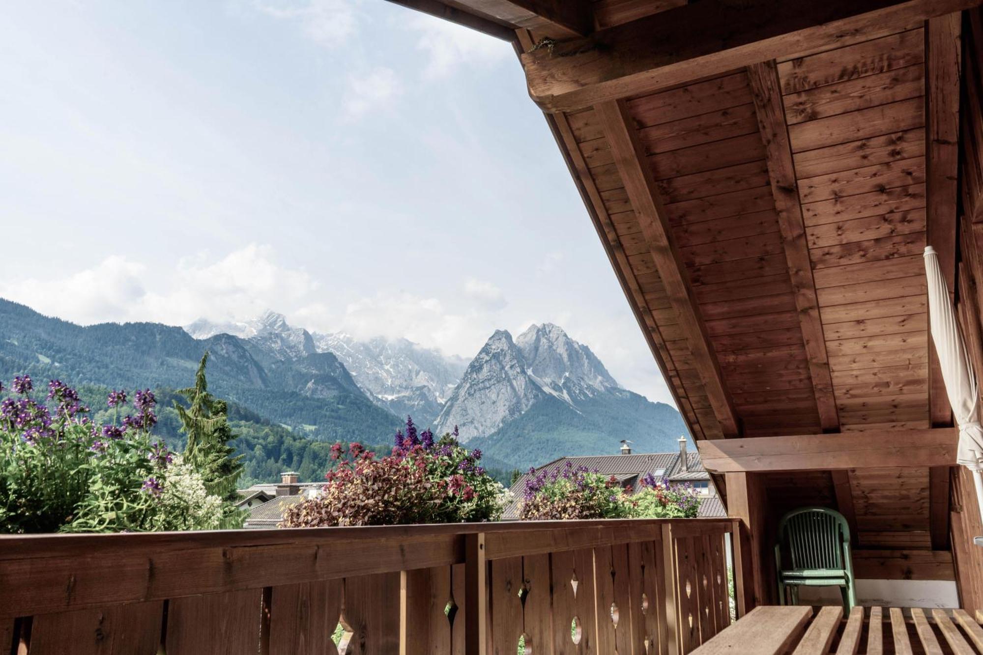 Gaestehaus Quirin Garmisch-Partenkirchen Esterno foto