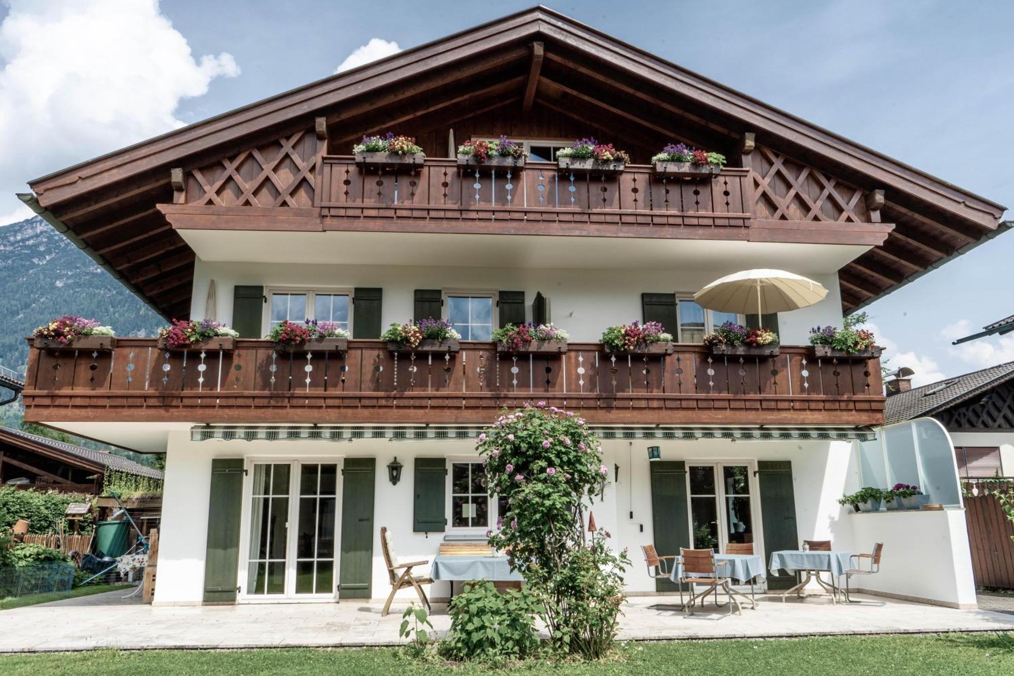 Gaestehaus Quirin Garmisch-Partenkirchen Esterno foto